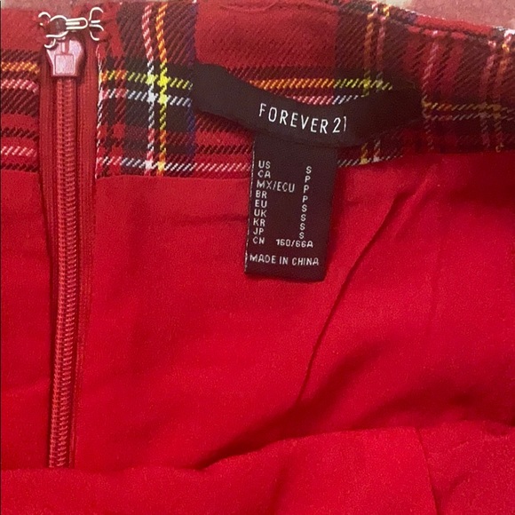 Skirt - Picture 4 of 4